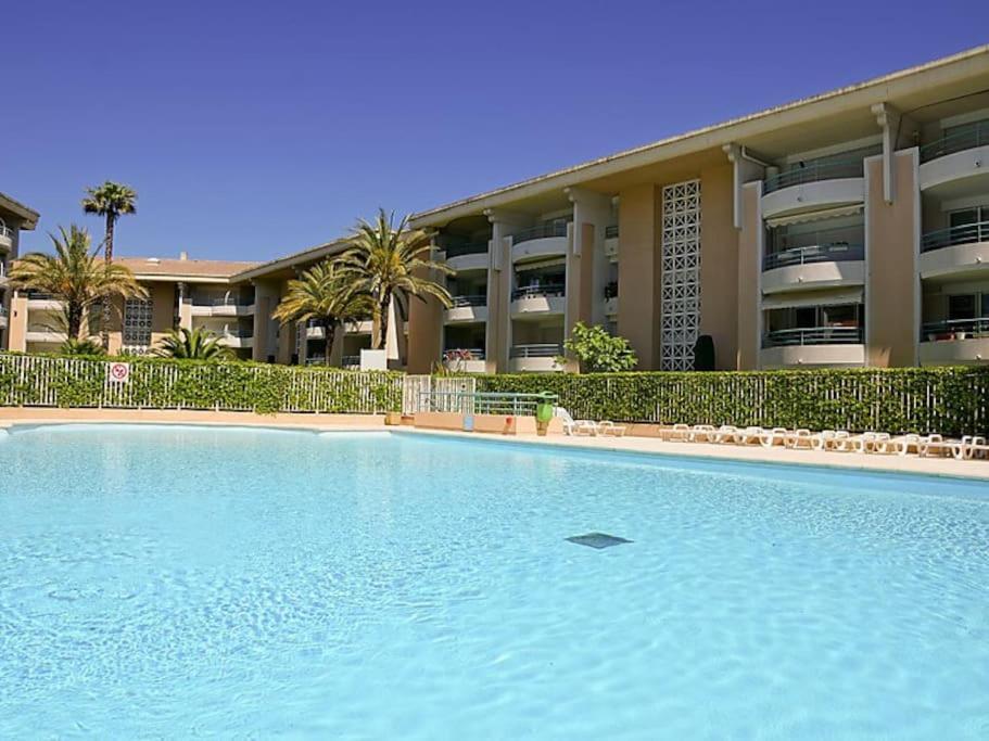 Superbe *port Frejus*piscine*lumineux* 5 Personnes Appartamento *